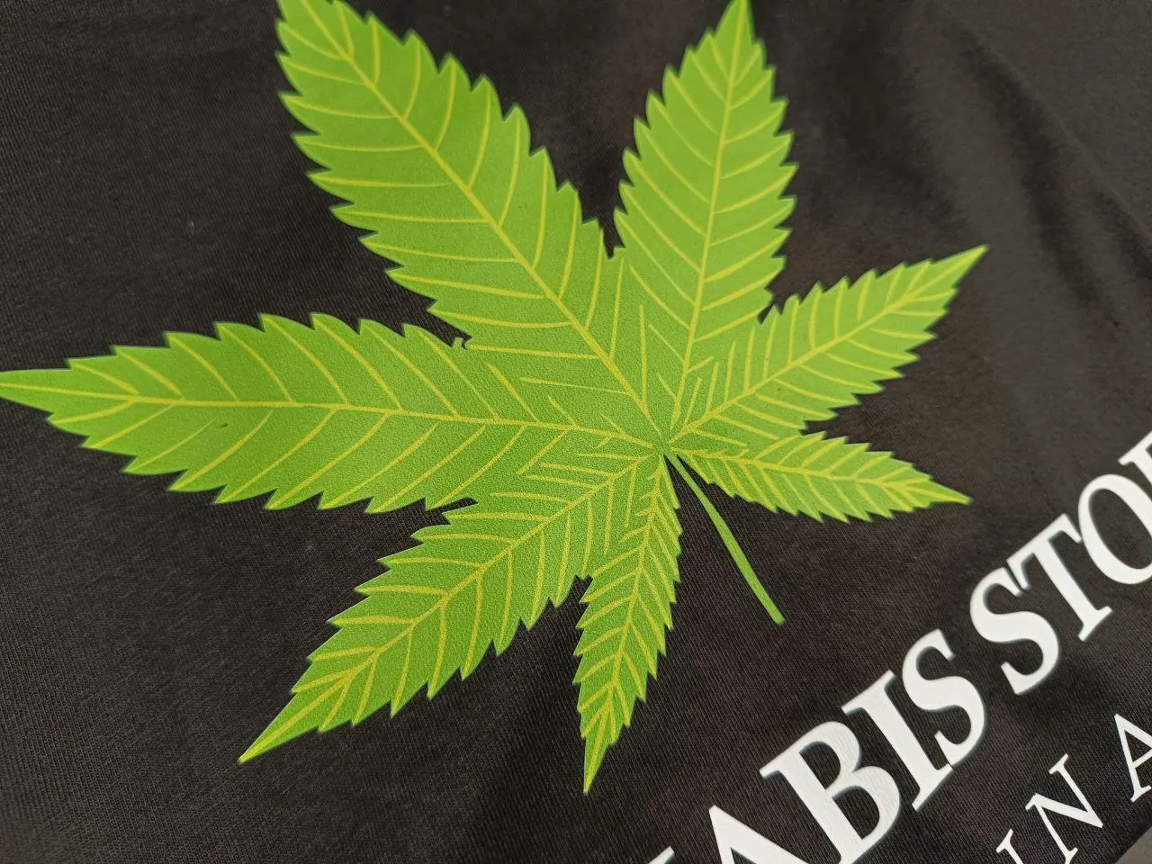 Cannabis Store Vienna DTG-Druck