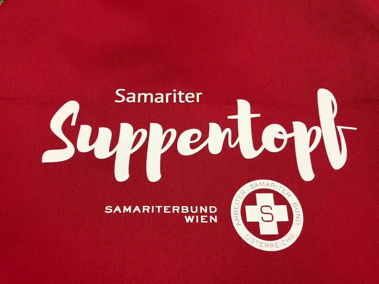 Custom Apron Printing in Vienna example